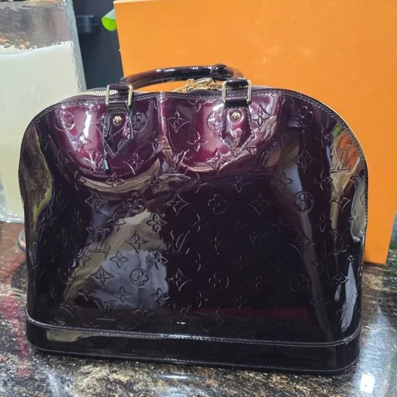 PRISTINE CONDITION Louis Vuitton Vernis Alma GM - Picture 6 of 11